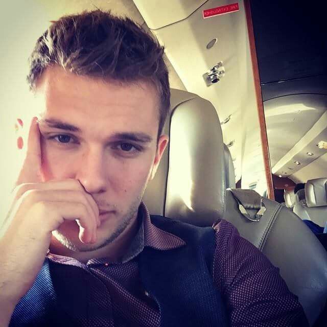  53949367  , 32 ,    -