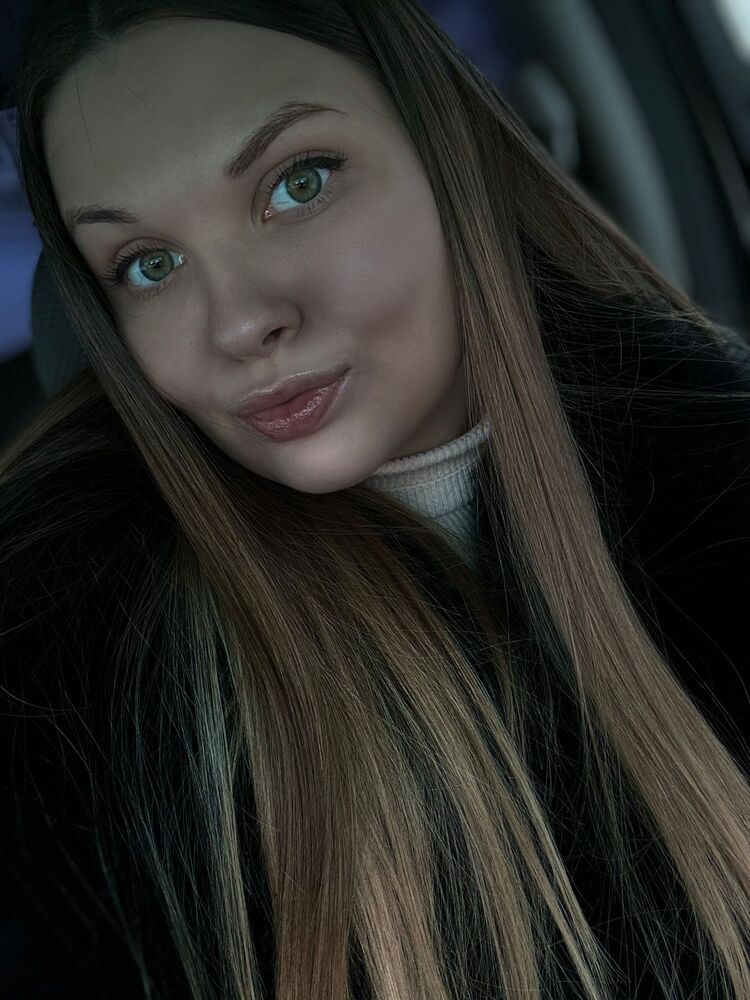  54833487  Anna, 28 ,    