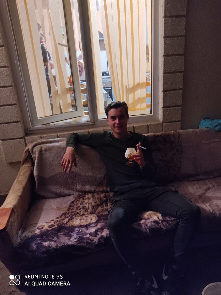  ,   Ciprian, 23 ,   ,   , c 