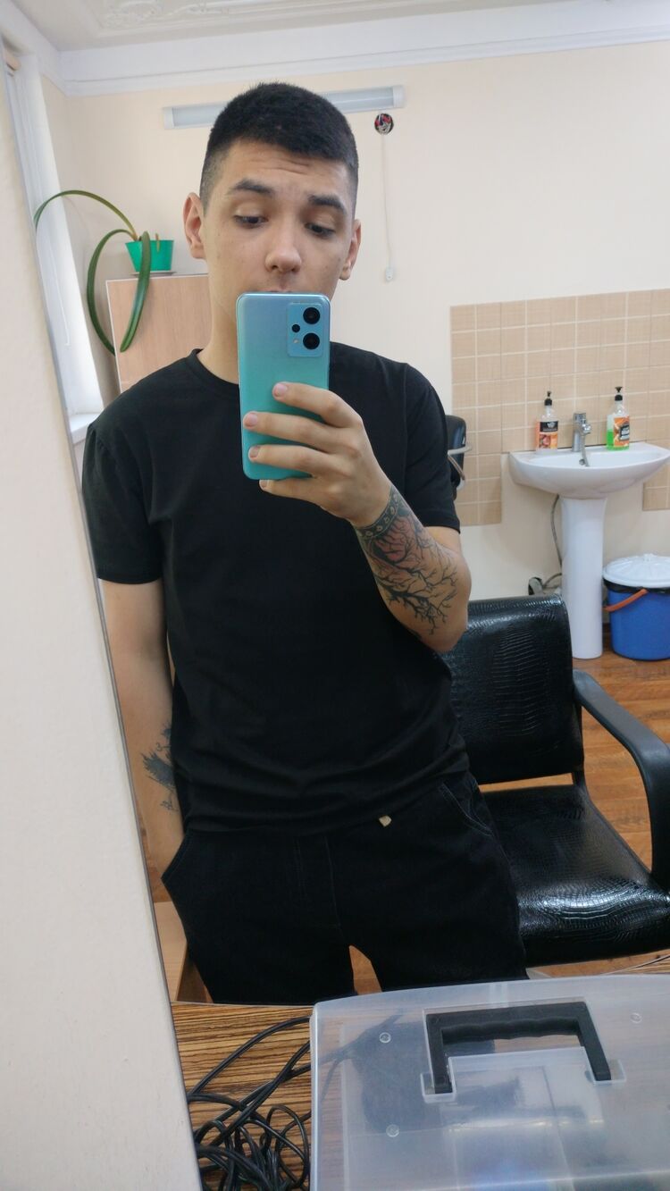  54533977  Guulllr, 21 ,    Gering