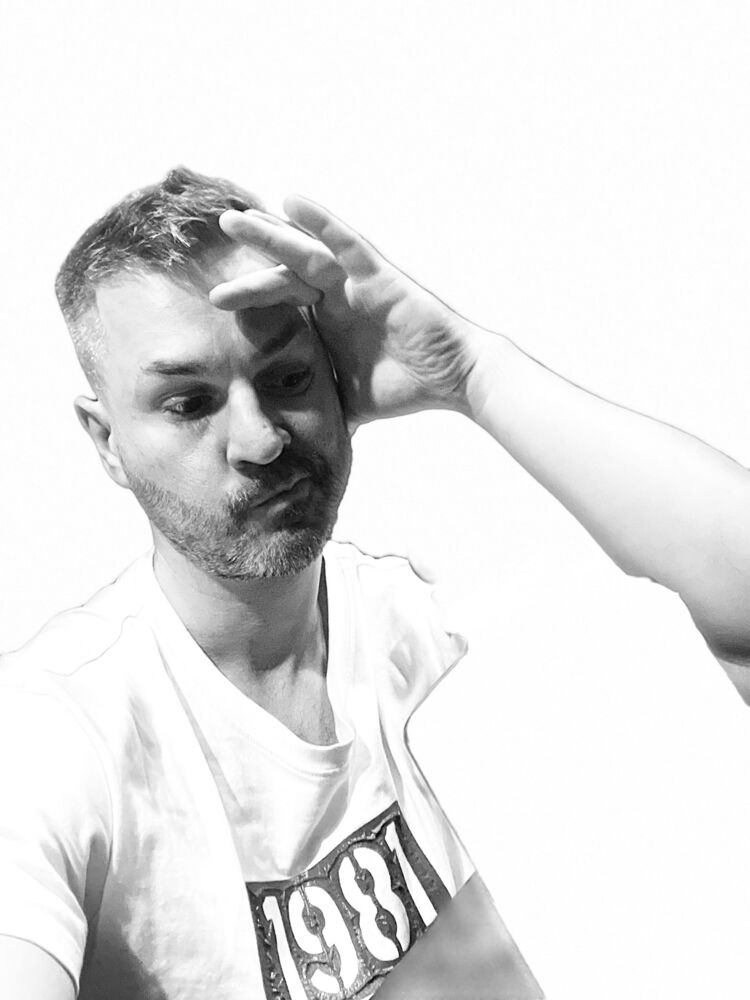 ���� 33970857 ������� ���������, 44 ����, ���� ���������� � �����-����������