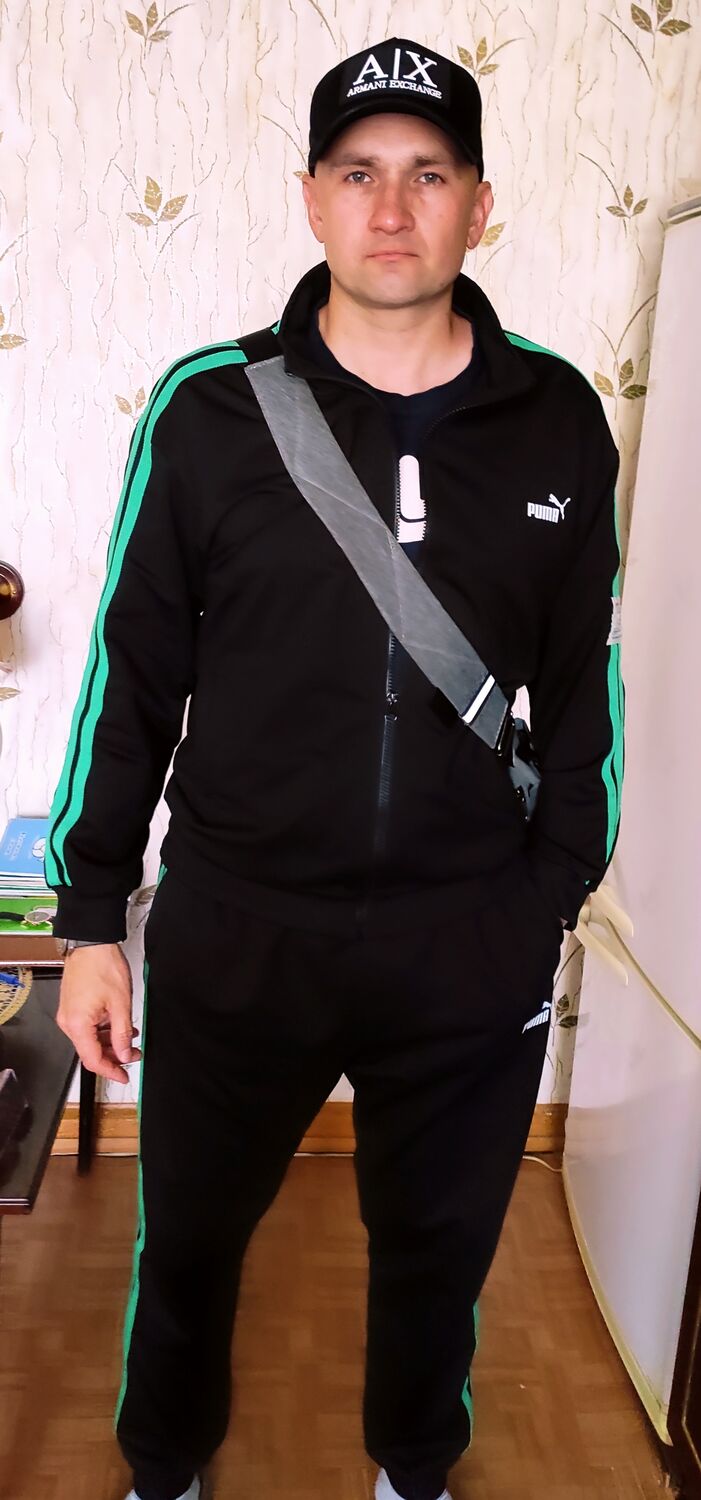  53085517  Igor, 42 ,    