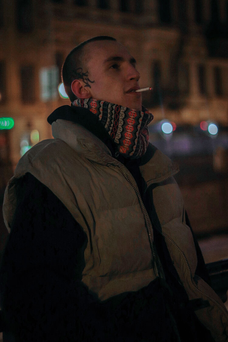  32786197  Nahyiopg, 24 ,    -