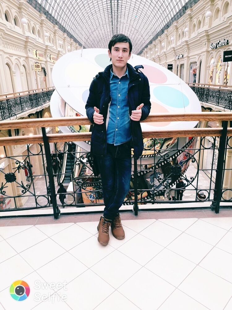  19309777  Mustafo, 29 ,    