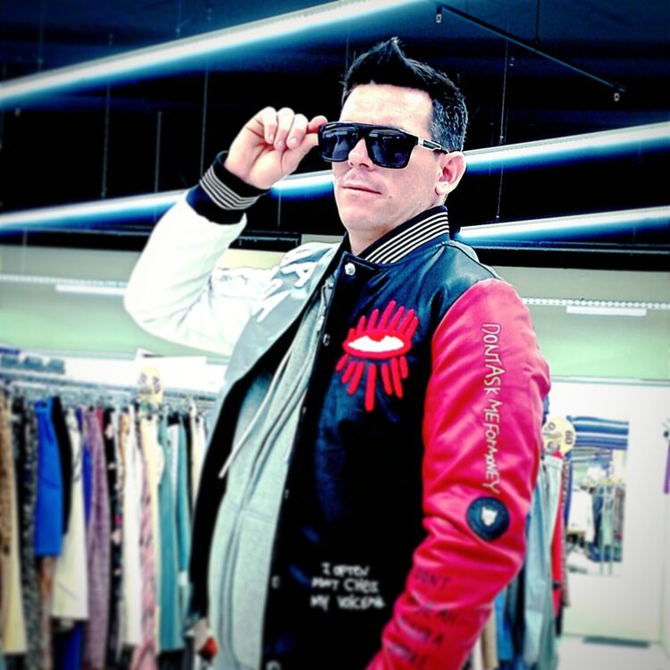  ,   Mark Dj, 38 ,   ,   