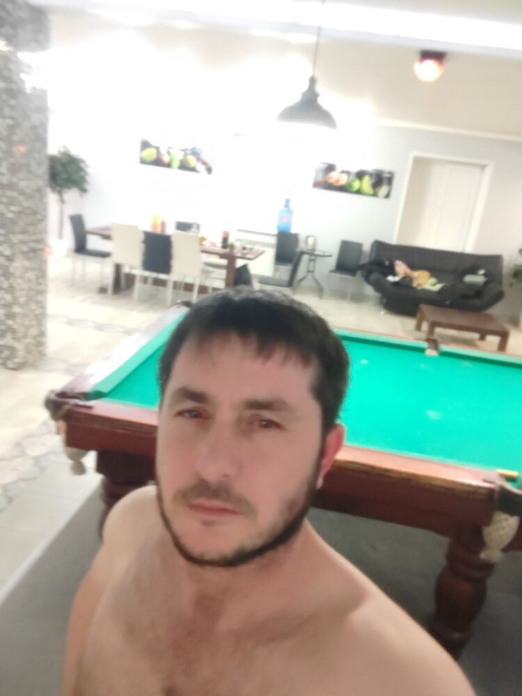  33224527  , 37 ,    -