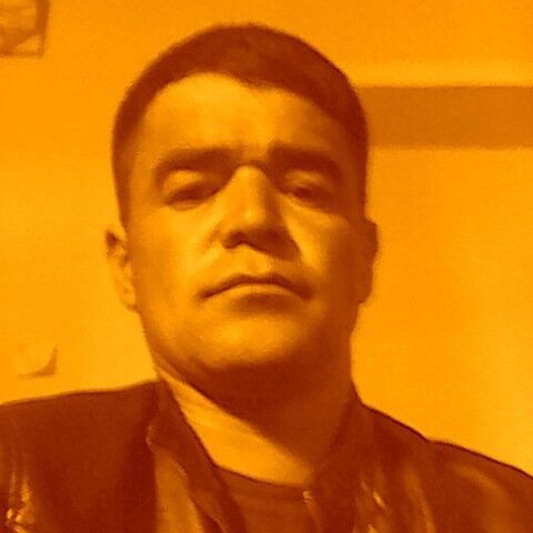  18270087  Abdullojon, 39 ,    