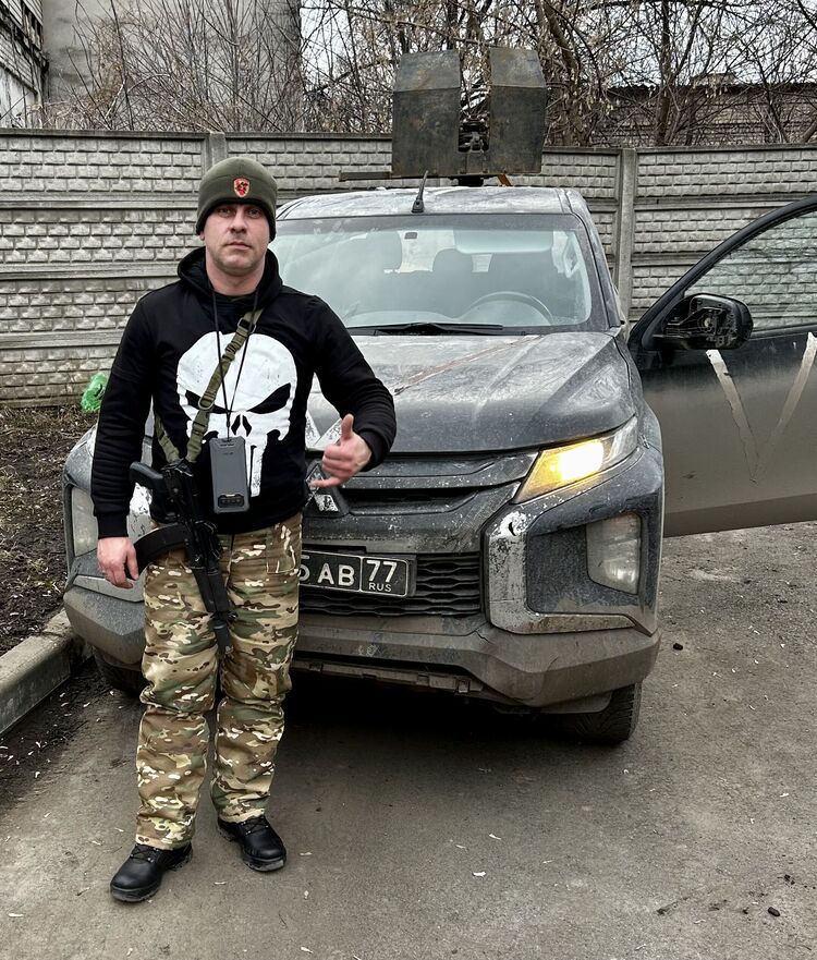  32934317  Oleg, 41 ,    