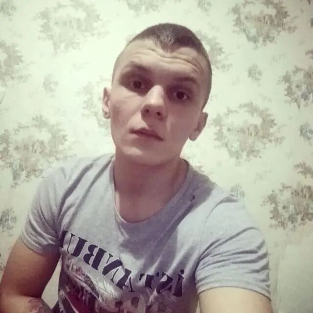  41728197  , 25 ,    