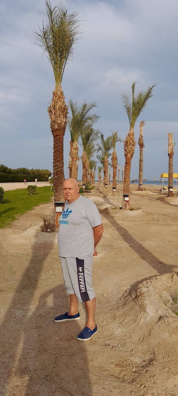  35531027  Yury, 79 ,    