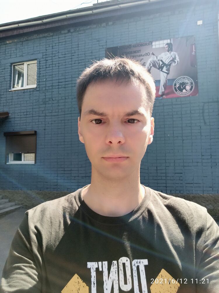  37773907  , 44 ,    