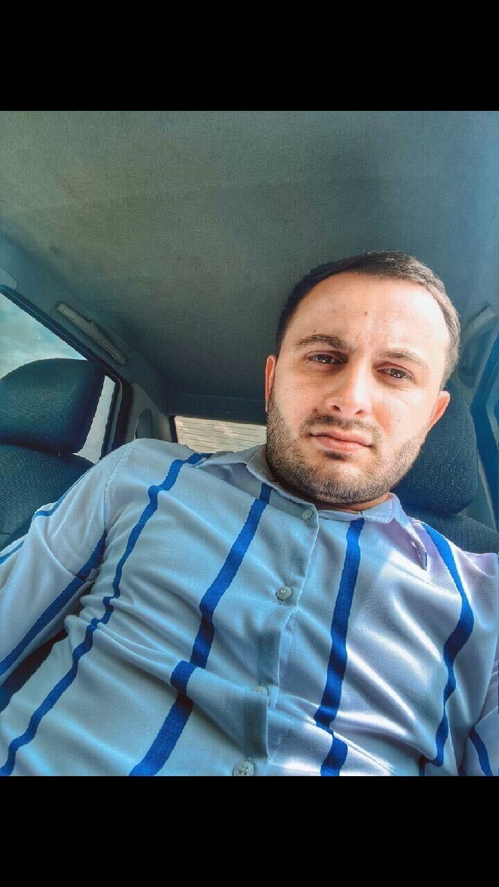  52539137  Djonik, 31 ,    