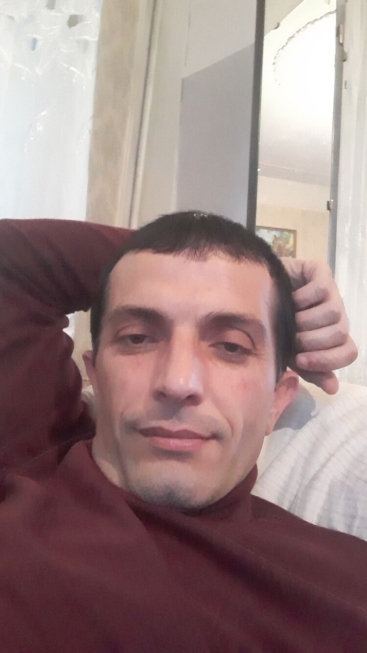  33410467  , 48 ,    