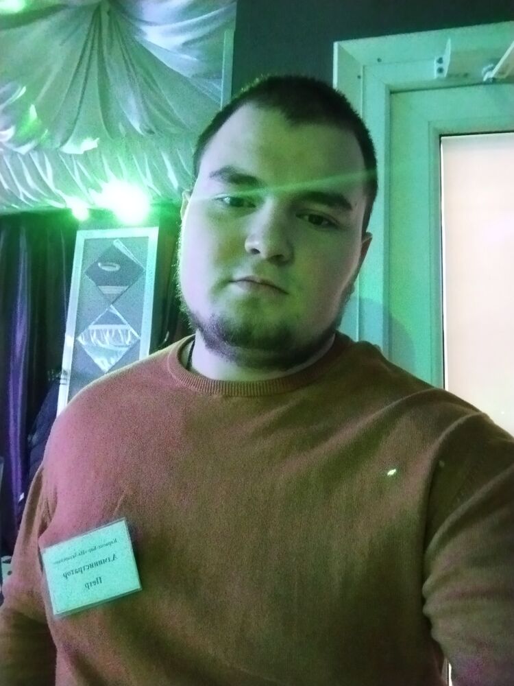  33329357  Petr, 23 ,    