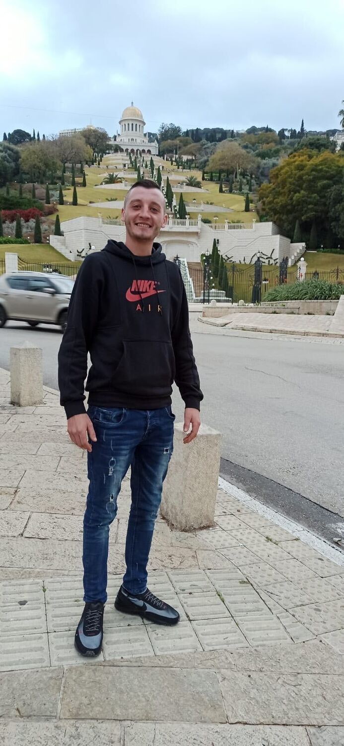  Karmi'el,   Daniel, 31 ,   ,   , c 