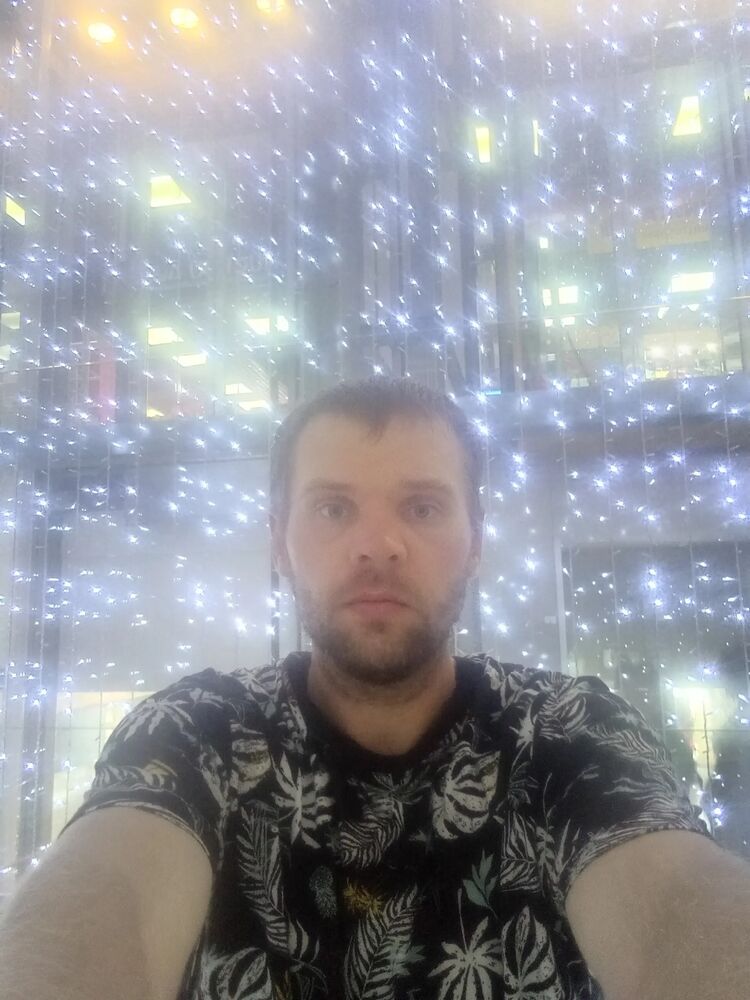  48992927  Andrey, 32 ,    