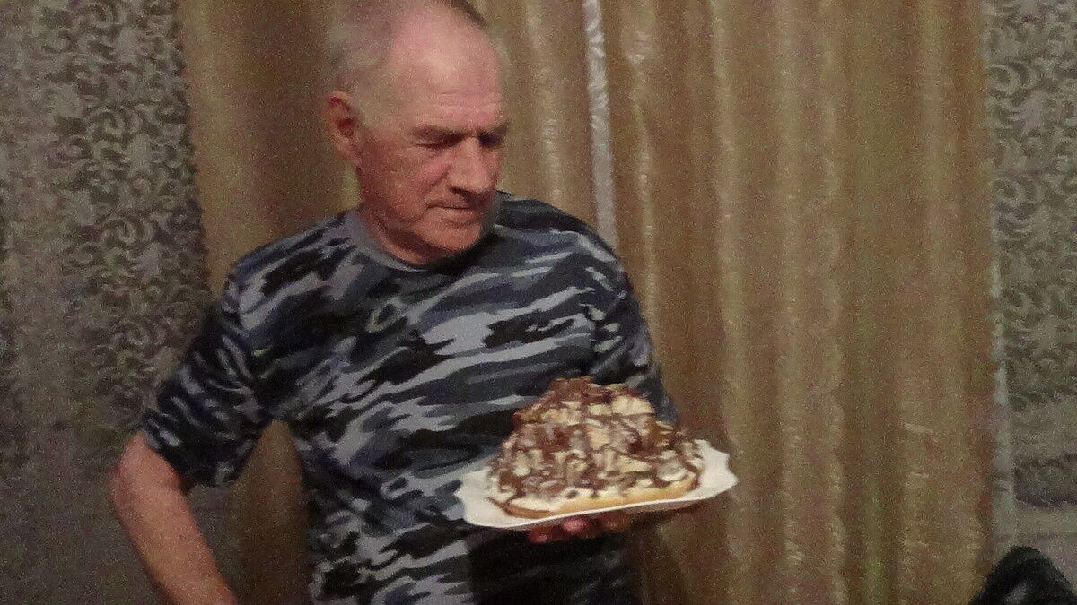  ,   VIKTOR, 67 ,  