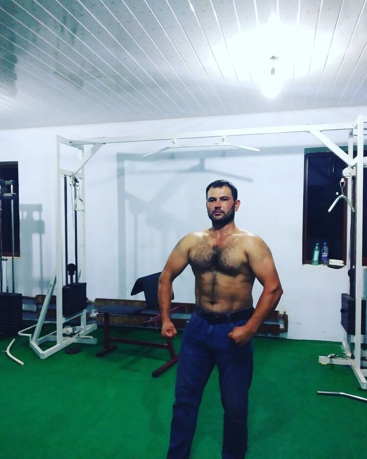  -,   Bobomurod, 37 ,   ,   , c 