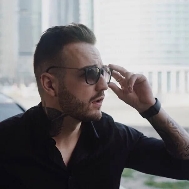  44272627  , 38 ,    -