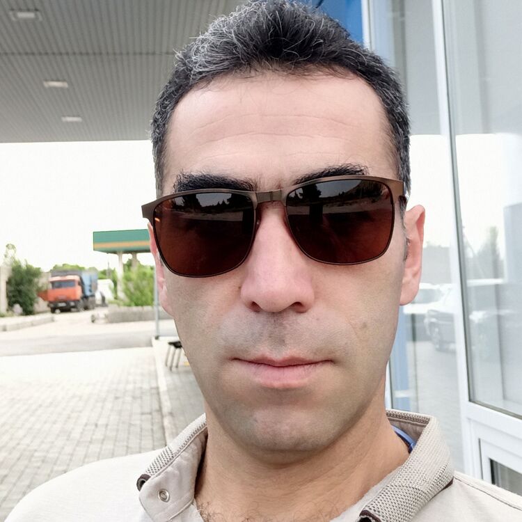  51136057  , 46 ,    