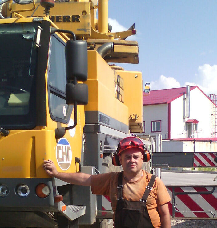  37838707  , 52 ,    