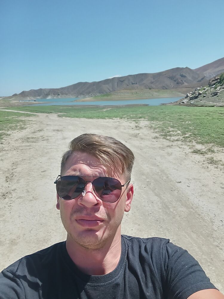  ,   Andrey, 37 ,     , c 