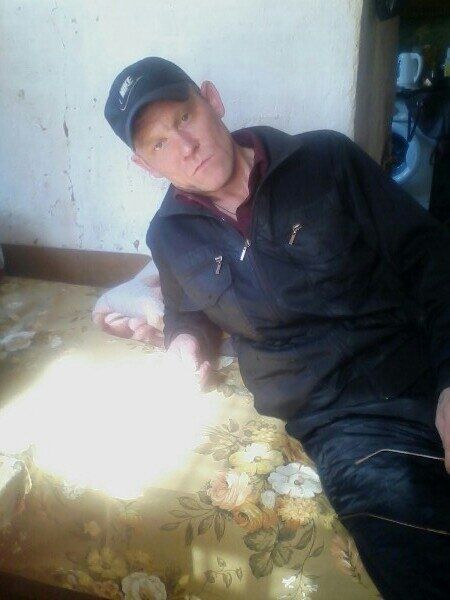  38088967  Vasily, 50 ,    