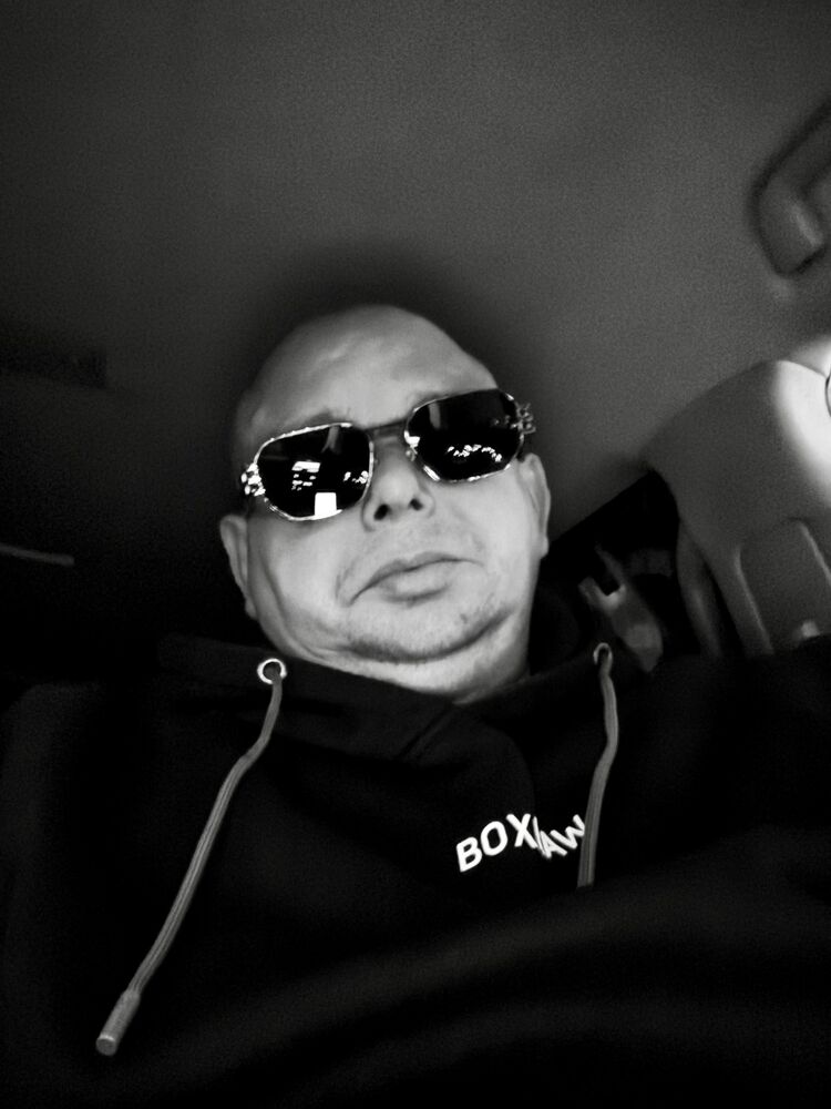 ���� 48924117 ������� ����, 42 ����, ���� ���������� � �����