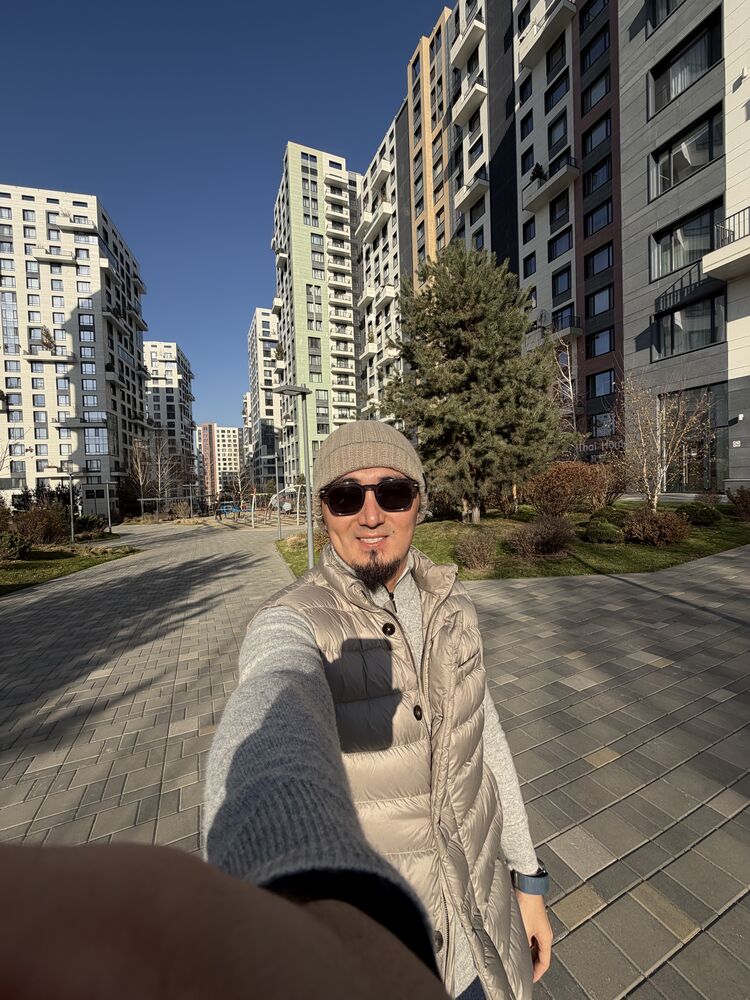  54685777  ZHANDOS, 29 ,    