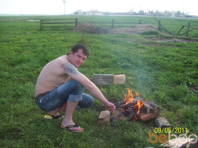  1262577  Slavik, 46 ,    