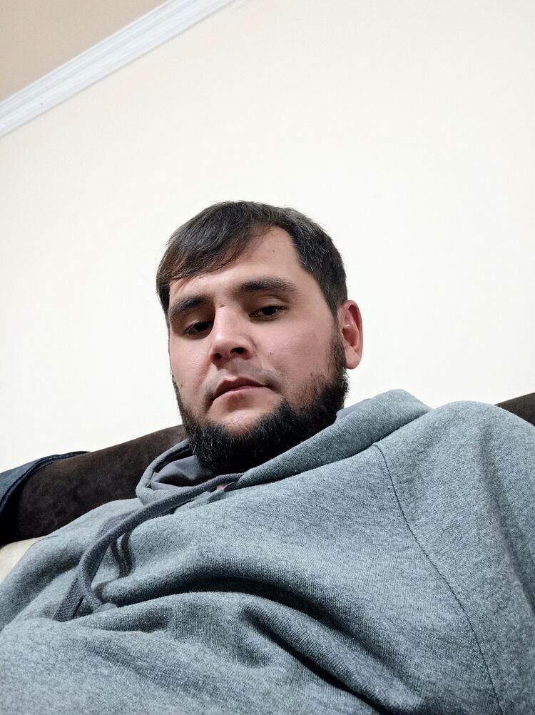  24253627  Fahriddin, 37 ,    