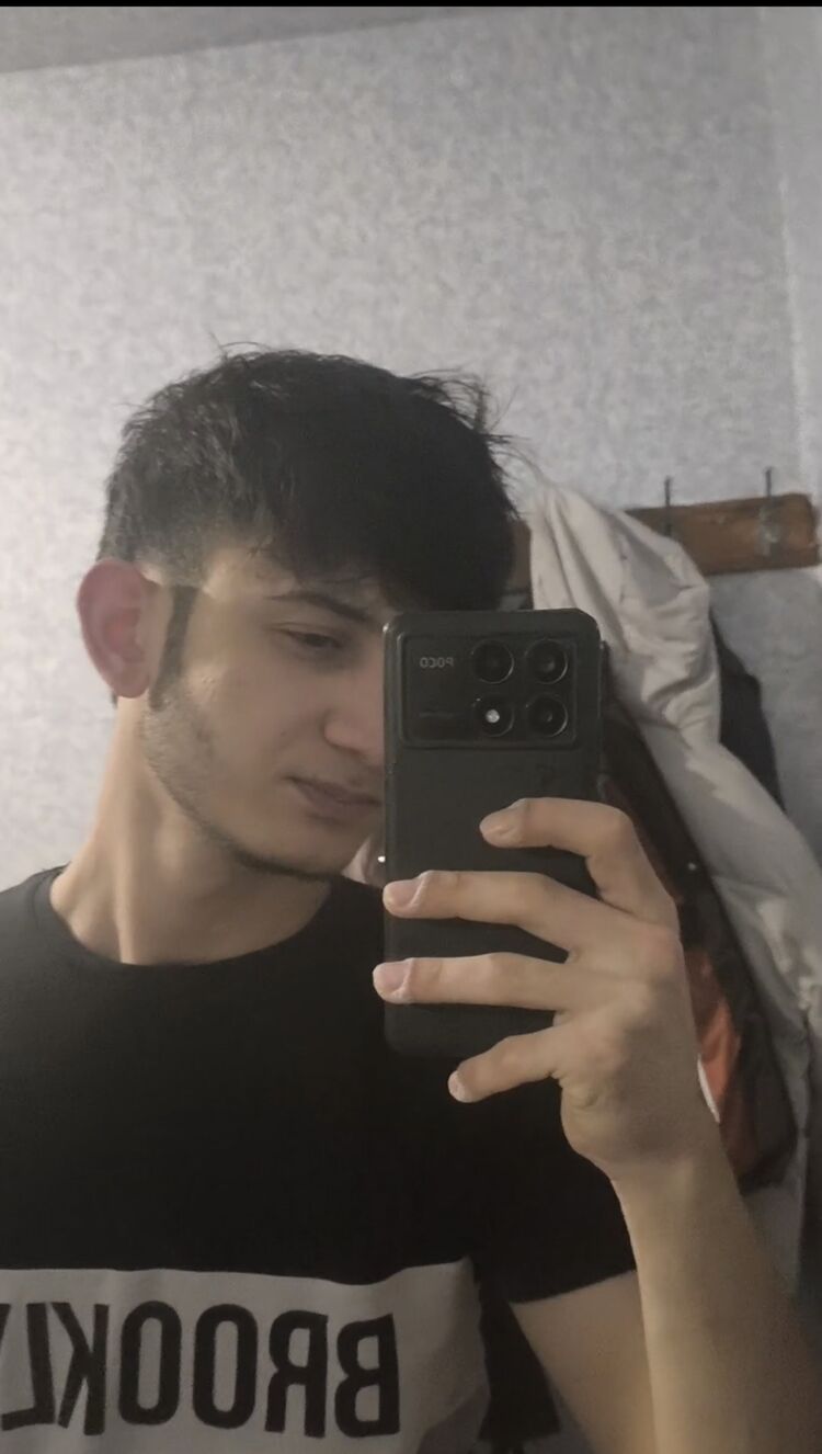  52897237  , 23 ,    