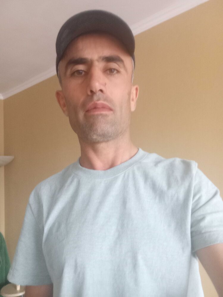  ,   Bobo, 40 ,   ,   