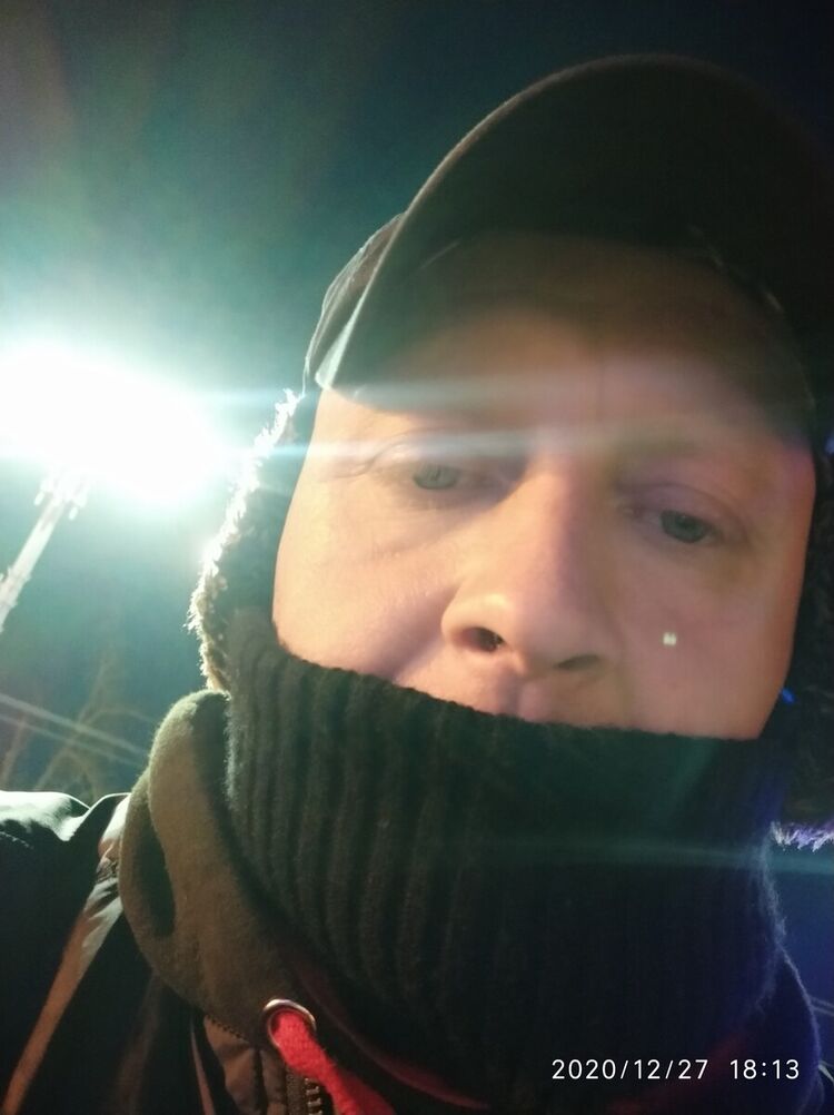  22019337  Brusnitsky, 42 ,    