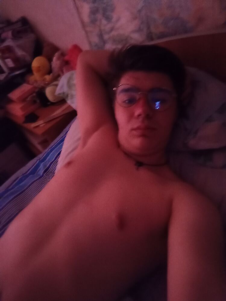  43047447  , 19 ,    