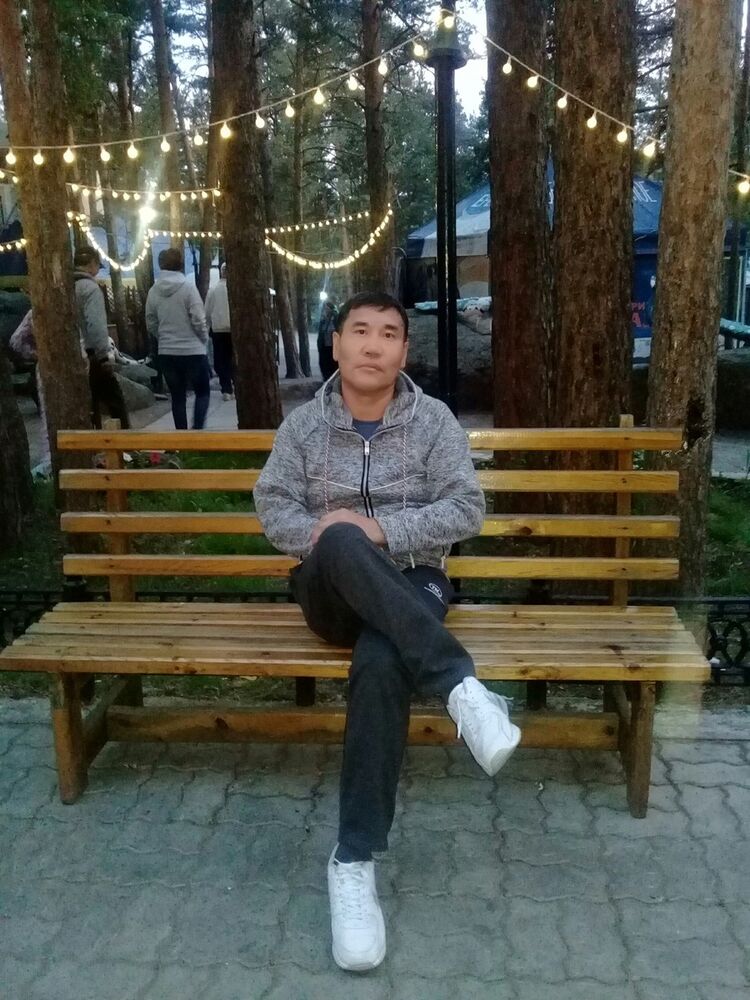  13566307  , 52 ,    
