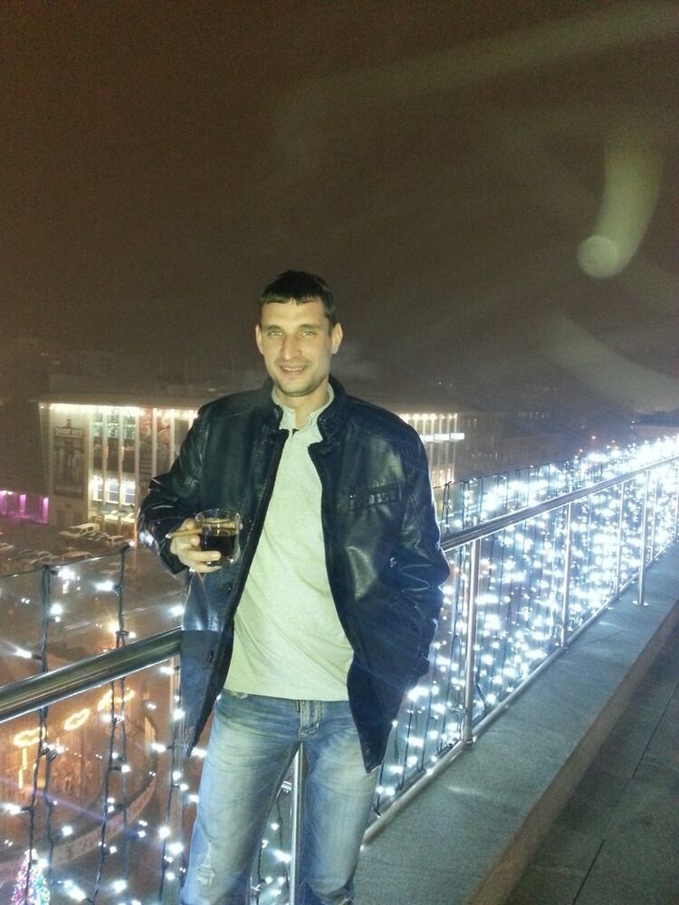  ,   Artem, 40 ,   ,   , c 