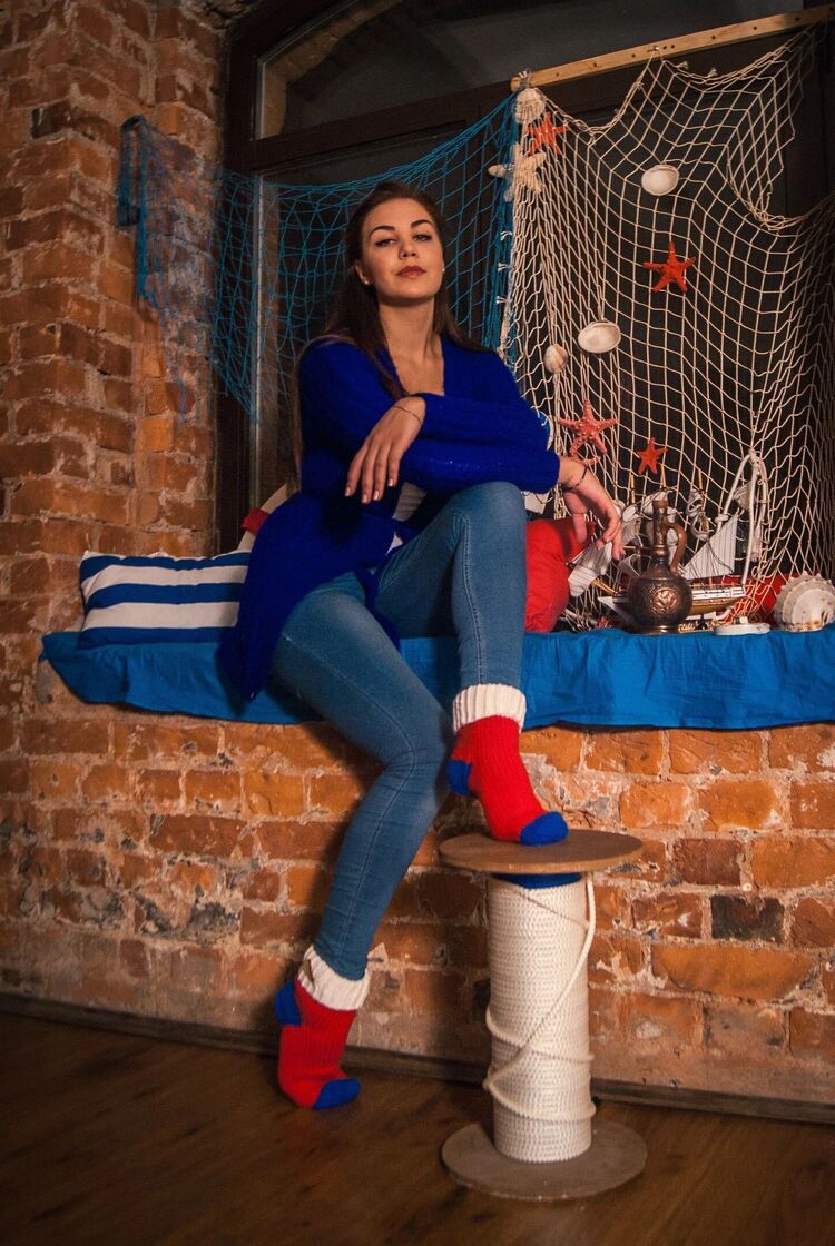  38542887  , 28 ,    -