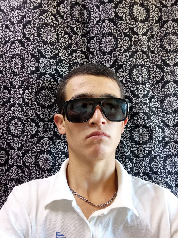  ,   Ilhomjon, 25 ,   ,   