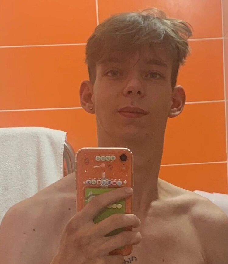 46963837  , 30 ,    
