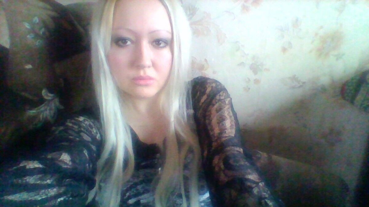  8589867  Anjelika, 37 ,    