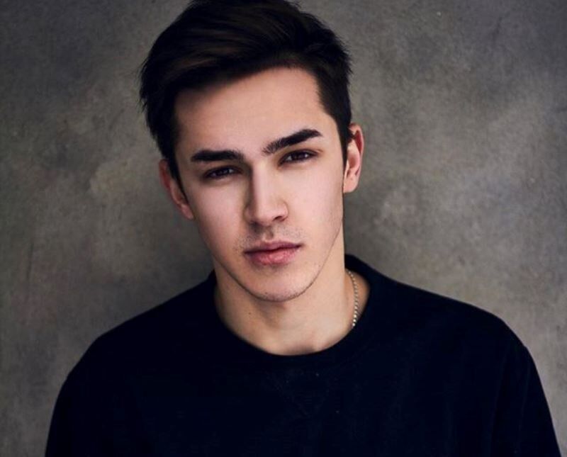  ,   Andrew, 27 ,   ,   
