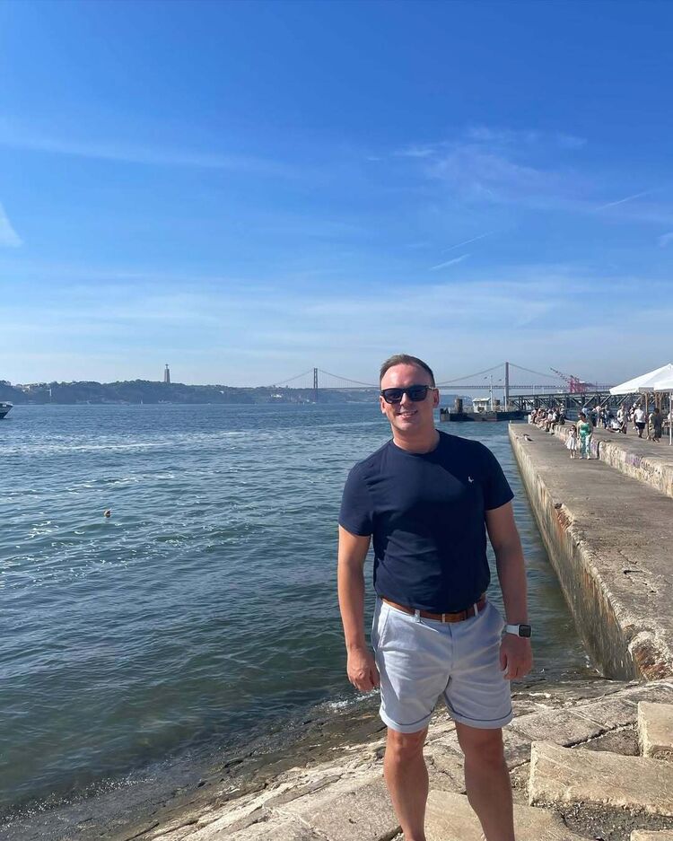  53387437  , 37 ,    -