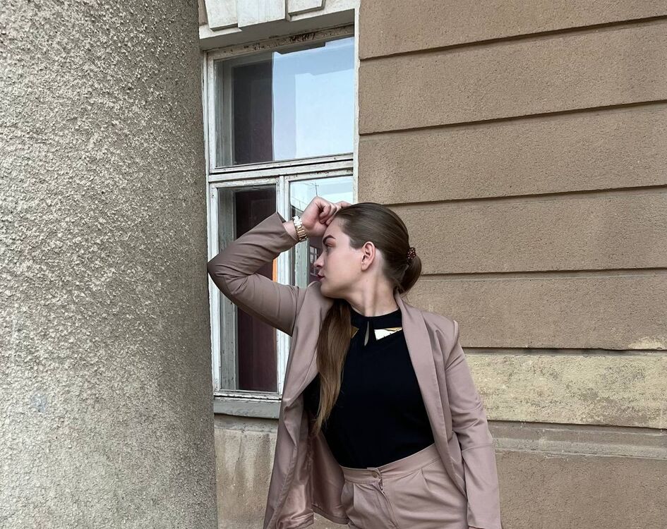 50633497  Alina, 21 ,    