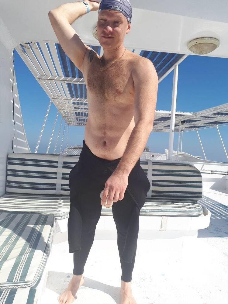 ���� 15004557 ������� �����, 44 ����, ���� ���������� � �����