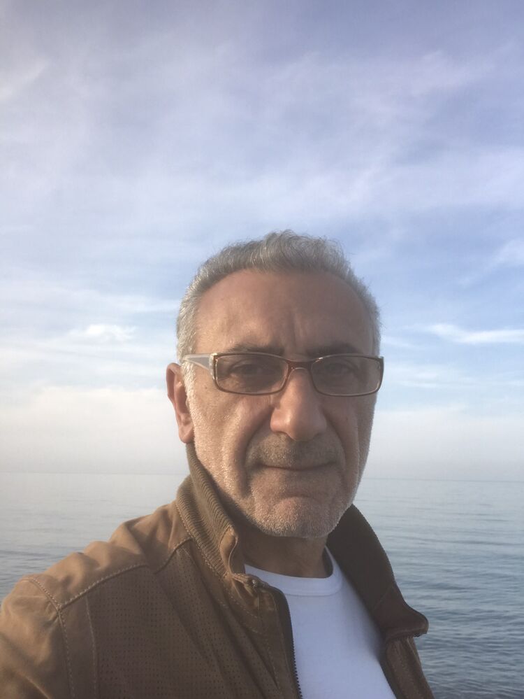  ,   Mindia, 49 ,   ,   