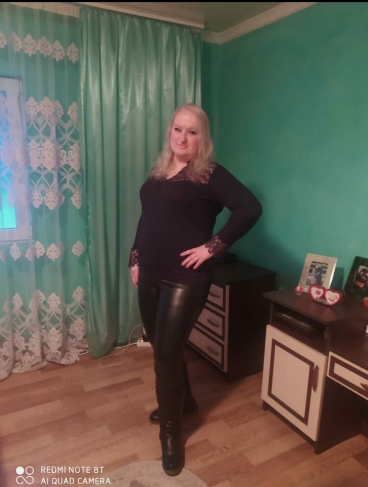  50025307  , 44 ,    Chomutov