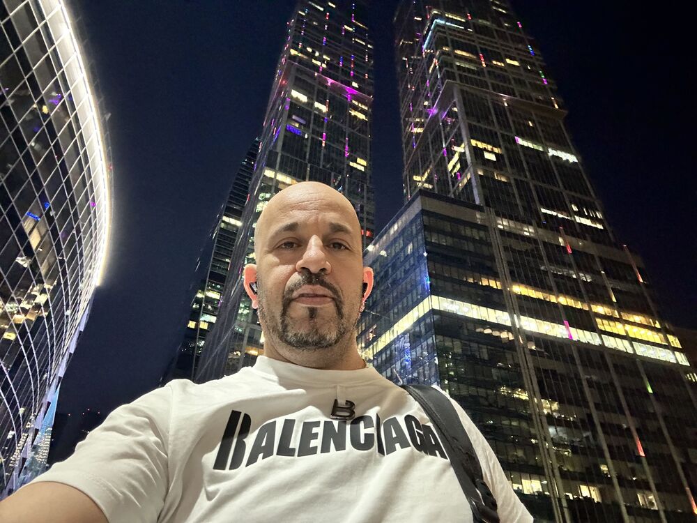  ,   Houari, 43 ,   ,   , c 