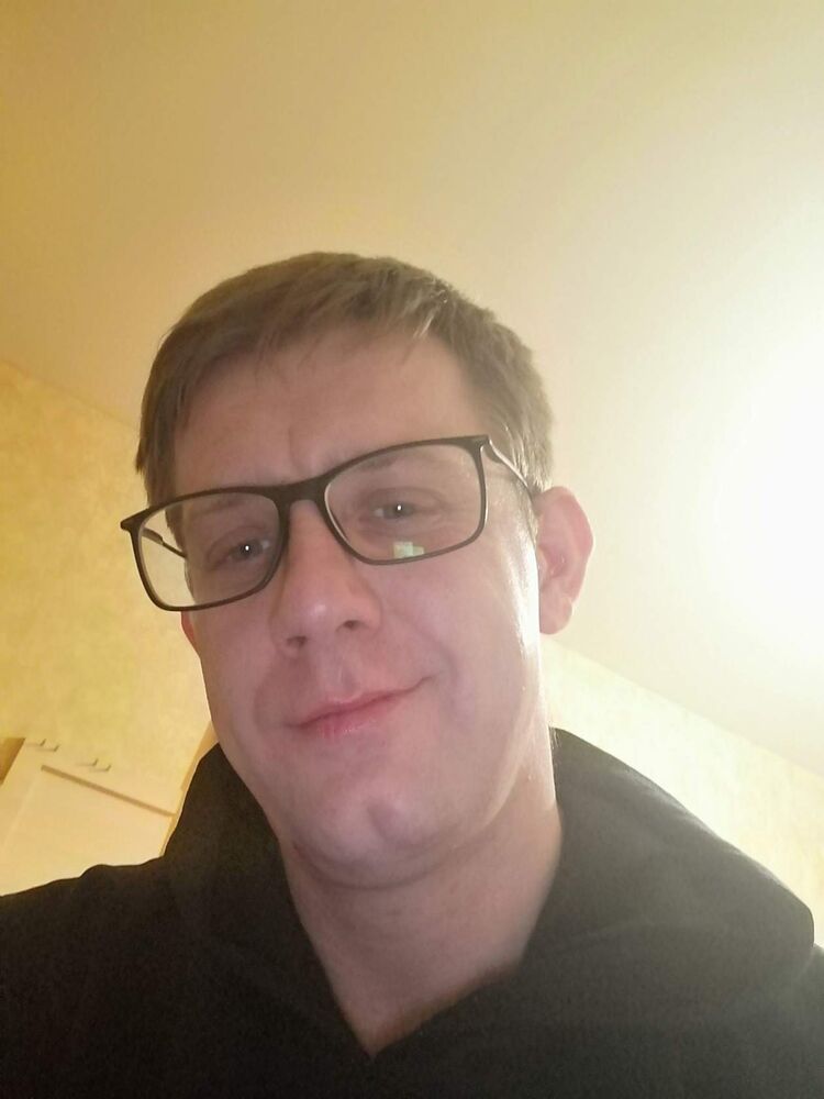  51828657  AHqPEu, 39 ,    