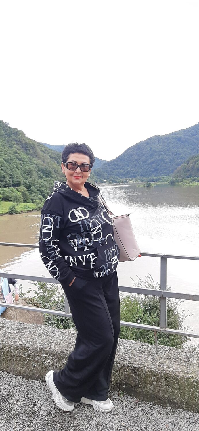  ,   Oksana, 54 ,   ,   